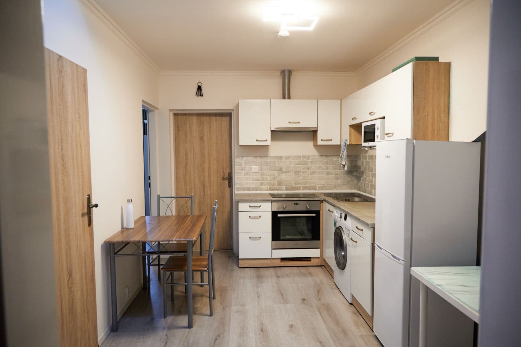 Pronájem bytu 3+kk 56 m², Světova, Praha, Praha Pronájem bytu 3+kk 56 m², Světova, Praha, Praha