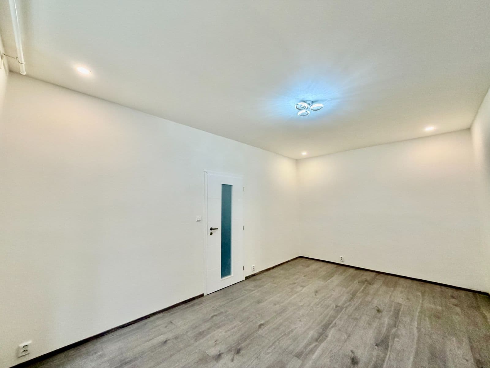 Prodej bytu 2+kk 50 m², U Vysočanského pivovaru, Praha, Praha Prodej bytu 2+kk 50 m², U Vysočanského pivovaru, Praha, Praha
