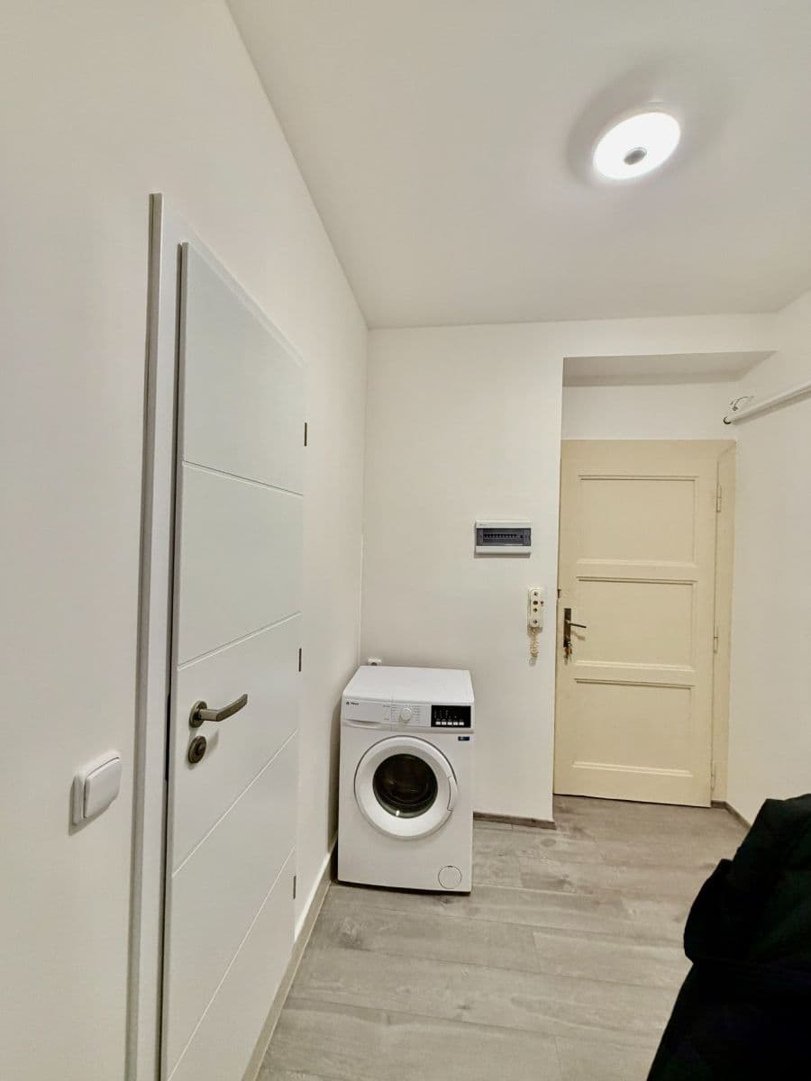 Prodej bytu 2+kk 50 m², U Vysočanského pivovaru, Praha, Praha Prodej bytu 2+kk 50 m², U Vysočanského pivovaru, Praha, Praha