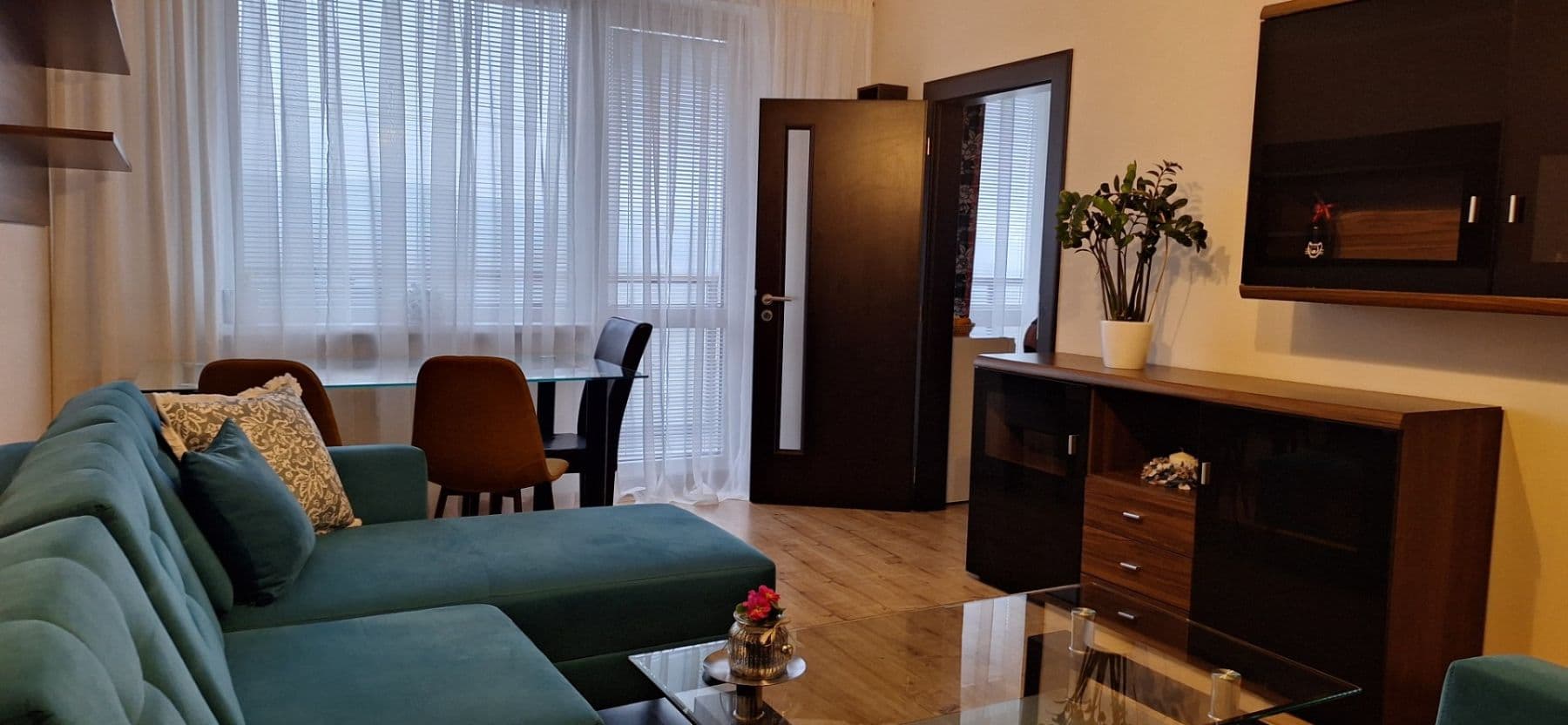 Pronájem bytu 2+1 42 m², Rosná, Košice - mestská časť Juh, Košický kraj Pronájem bytu 2+1 42 m², Rosná, Košice - mestská časť Juh, Košický kraj