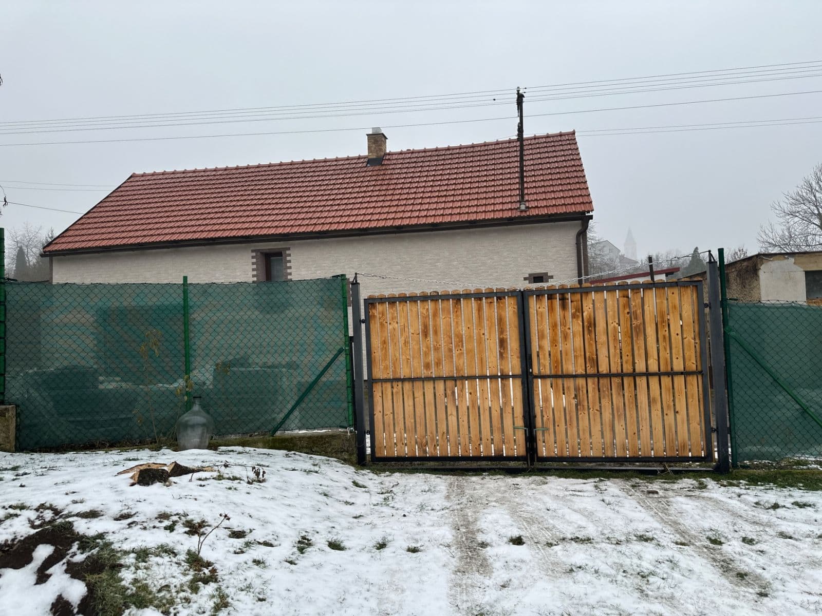 Prodej domu 90 m², pozemek 552 m², Pod Chaloupky, Zásmuky, Středočeský kraj Prodej domu 90 m², pozemek 552 m², Pod Chaloupky, Zásmuky, Středočeský kraj