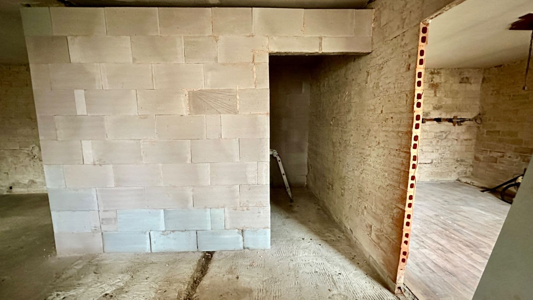 Prodej domu 90 m², pozemek 552 m², Pod Chaloupky, Zásmuky, Středočeský kraj Prodej domu 90 m², pozemek 552 m², Pod Chaloupky, Zásmuky, Středočeský kraj