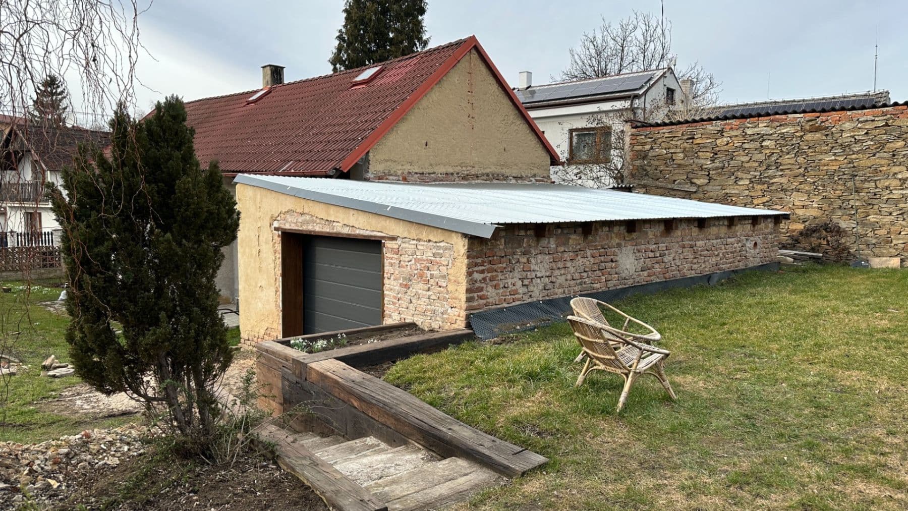 Prodej domu 90 m², pozemek 552 m², Pod Chaloupky, Zásmuky, Středočeský kraj Prodej domu 90 m², pozemek 552 m², Pod Chaloupky, Zásmuky, Středočeský kraj