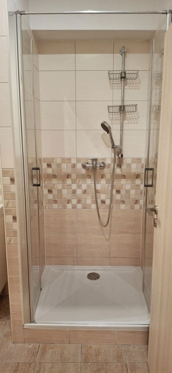 Pronájem bytu 2+1 71 m², Tusarova, Praha, Praha Pronájem bytu 2+1 71 m², Tusarova, Praha, Praha