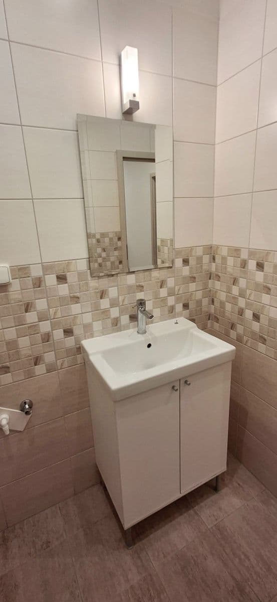 Pronájem bytu 2+1 71 m², Tusarova, Praha, Praha Pronájem bytu 2+1 71 m², Tusarova, Praha, Praha