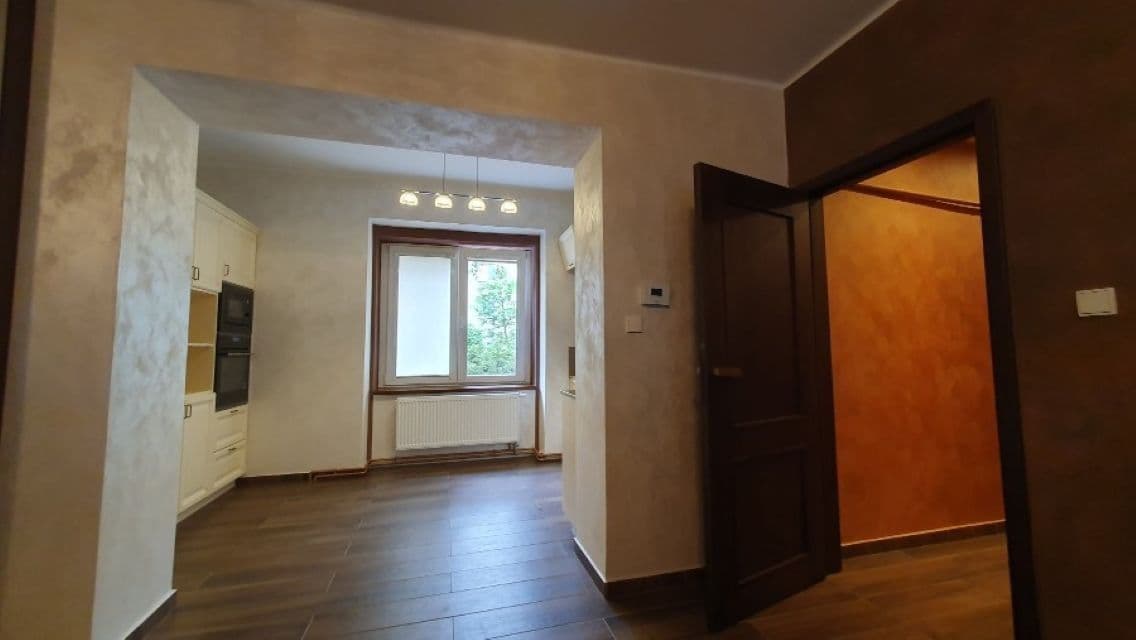 Prodej bytu 3+kk 78 m², Dukelských hrdinů, Kolín, Středočeský kraj Prodej bytu 3+kk 78 m², Dukelských hrdinů, Kolín, Středočeský kraj