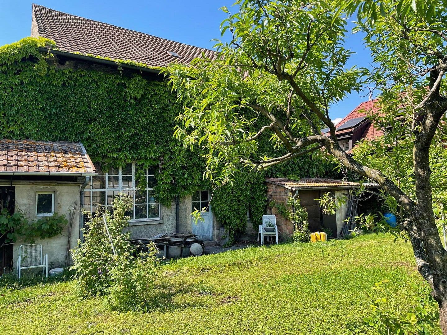 Prodej domu 114 m², pozemek 250 m², Klosterstr. 6, Grenzach-Wyhlen, Bádensko-Württembersko Prodej domu 114 m², pozemek 250 m², Klosterstr. 6, Grenzach-Wyhlen, Bádensko-Württembersko