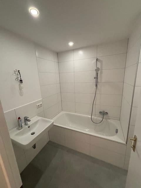 Pronájem bytu 3+1 92 m², Noestraße 28, München, Bavorsko Pronájem bytu 3+1 92 m², Noestraße 28, München, Bavorsko