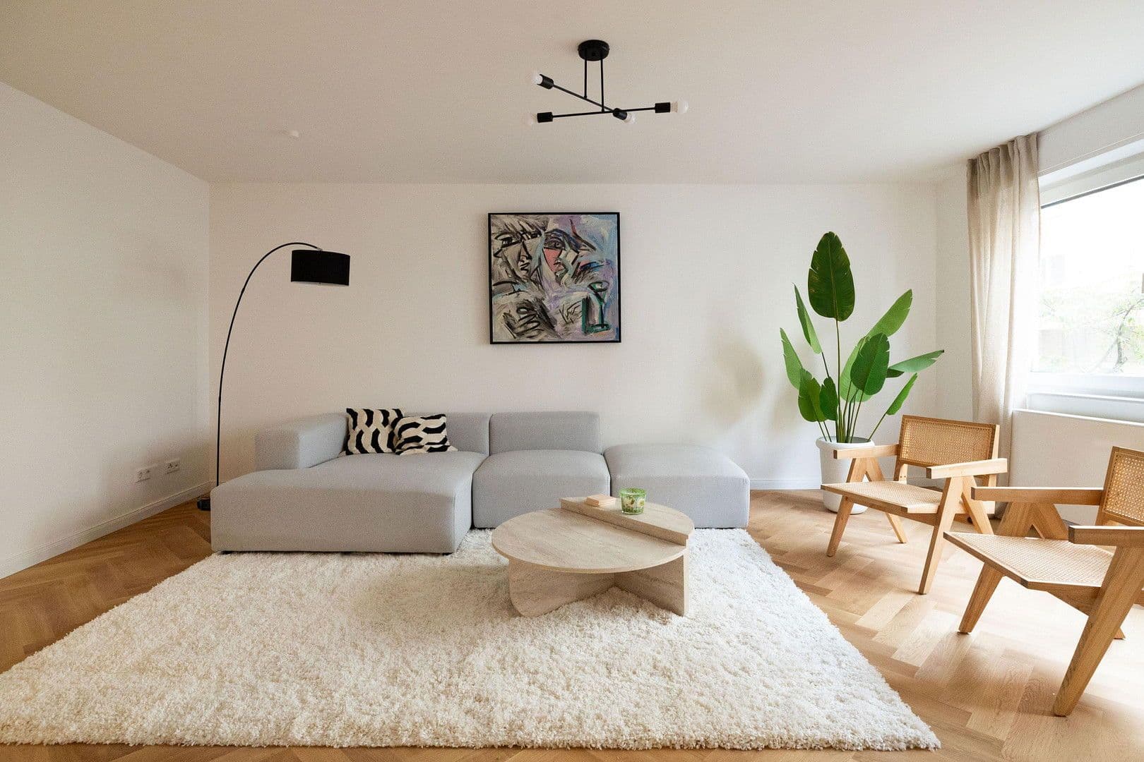 Prodej bytu 4+1 90 m², Frankfurt, Hessen Prodej bytu 4+1 90 m², Frankfurt, Hessen