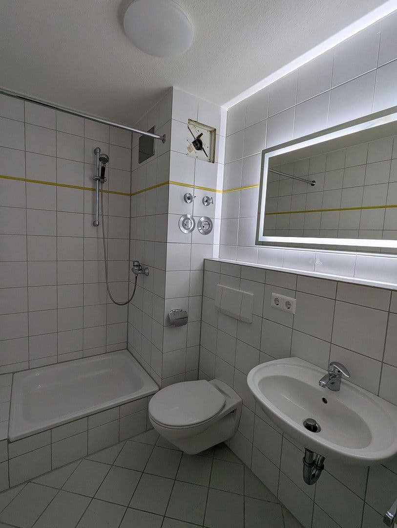 Pronájem bytu 1+1 21 m², Aalen, Bádensko-Württembersko Pronájem bytu 1+1 21 m², Aalen, Bádensko-Württembersko