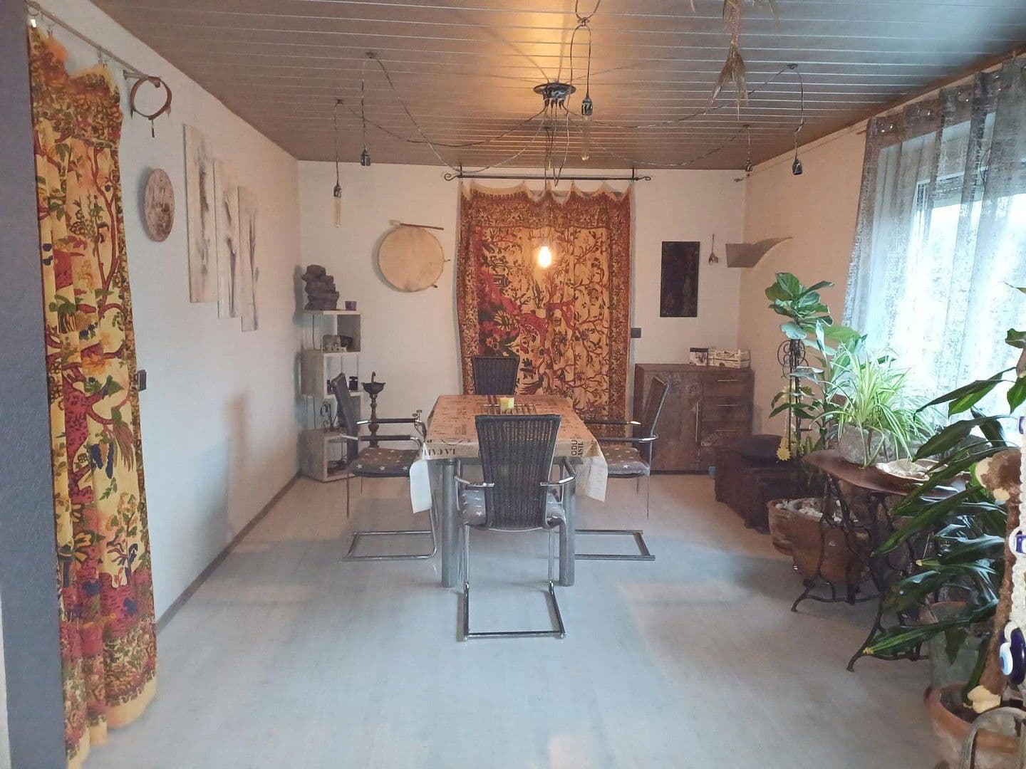 Prodej domu 177 m², pozemek 442 m², Stuttgart, Bádensko-Württembersko Prodej domu 177 m², pozemek 442 m², Stuttgart, Bádensko-Württembersko