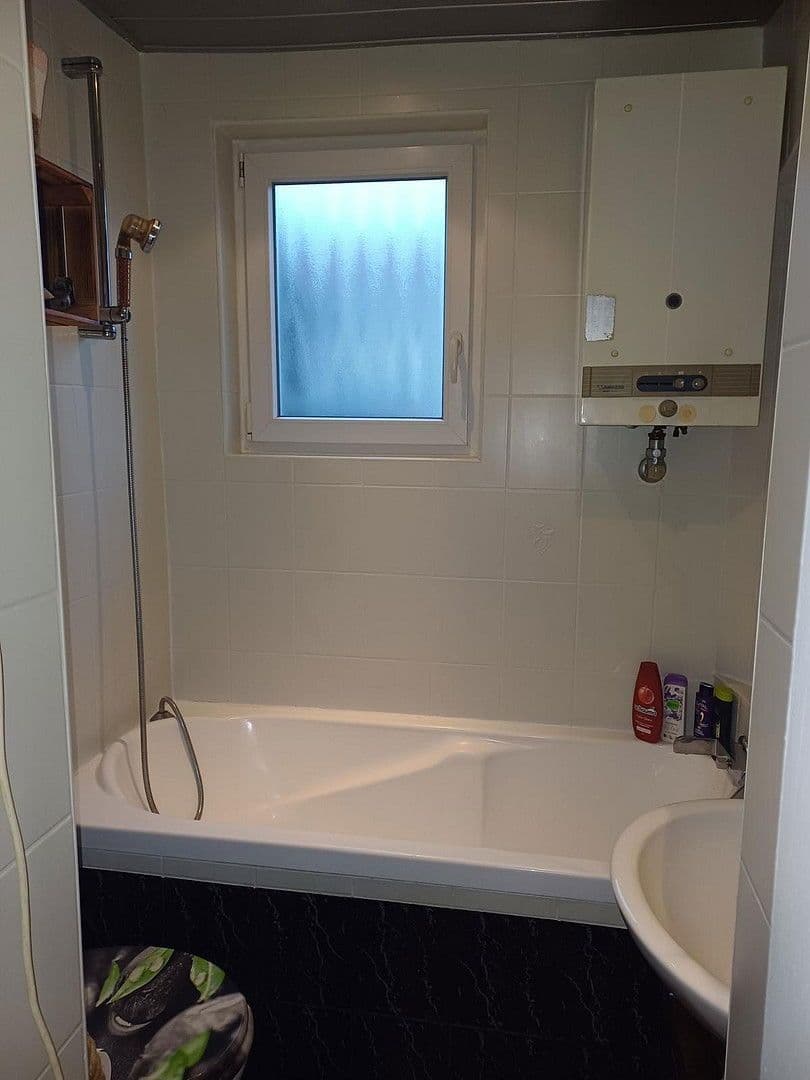 Prodej domu 177 m², pozemek 442 m², Stuttgart, Bádensko-Württembersko Prodej domu 177 m², pozemek 442 m², Stuttgart, Bádensko-Württembersko