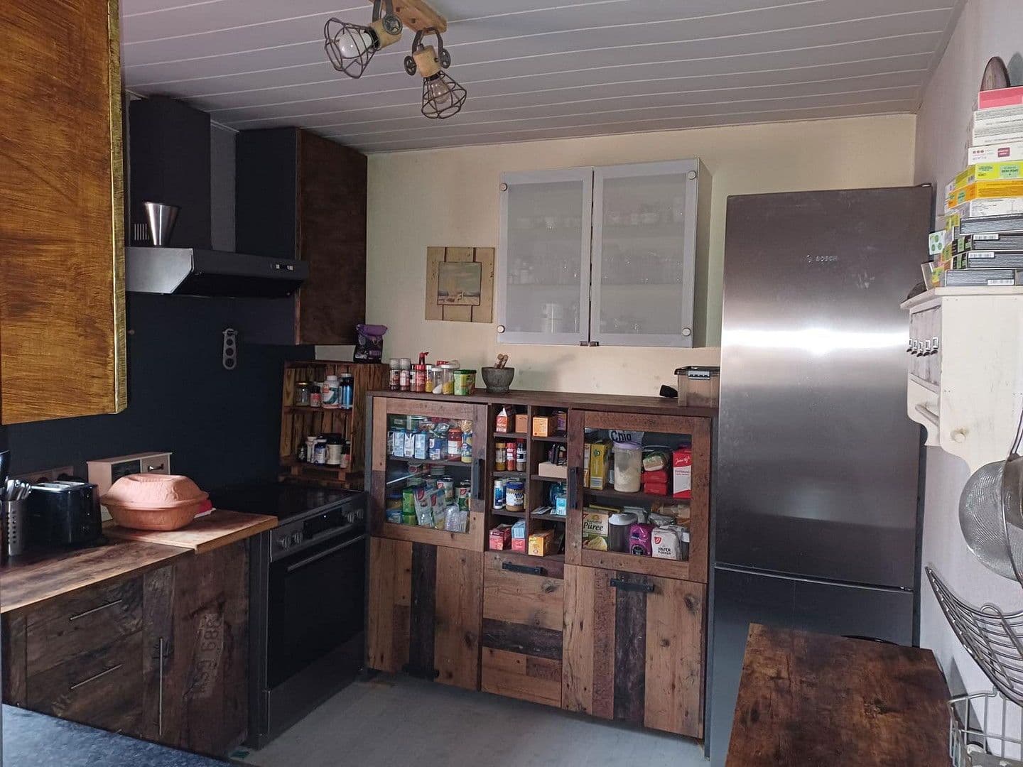 Prodej domu 177 m², pozemek 442 m², Stuttgart, Bádensko-Württembersko Prodej domu 177 m², pozemek 442 m², Stuttgart, Bádensko-Württembersko