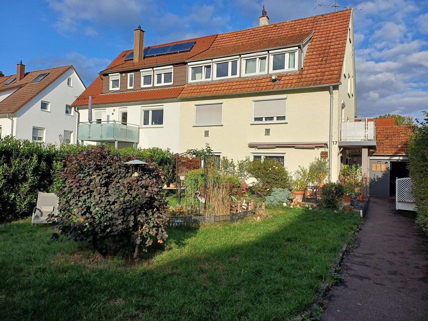 Prodej domu 177 m², pozemek 442 m², Stuttgart, Bádensko-Württembersko Prodej domu 177 m², pozemek 442 m², Stuttgart, Bádensko-Württembersko