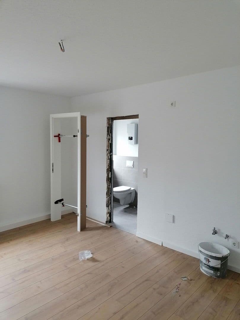 Pronájem bytu 4+1 130 m², Ludweilerstraße 20, Großrosseln, Země Sársko Pronájem bytu 4+1 130 m², Ludweilerstraße 20, Großrosseln, Země Sársko