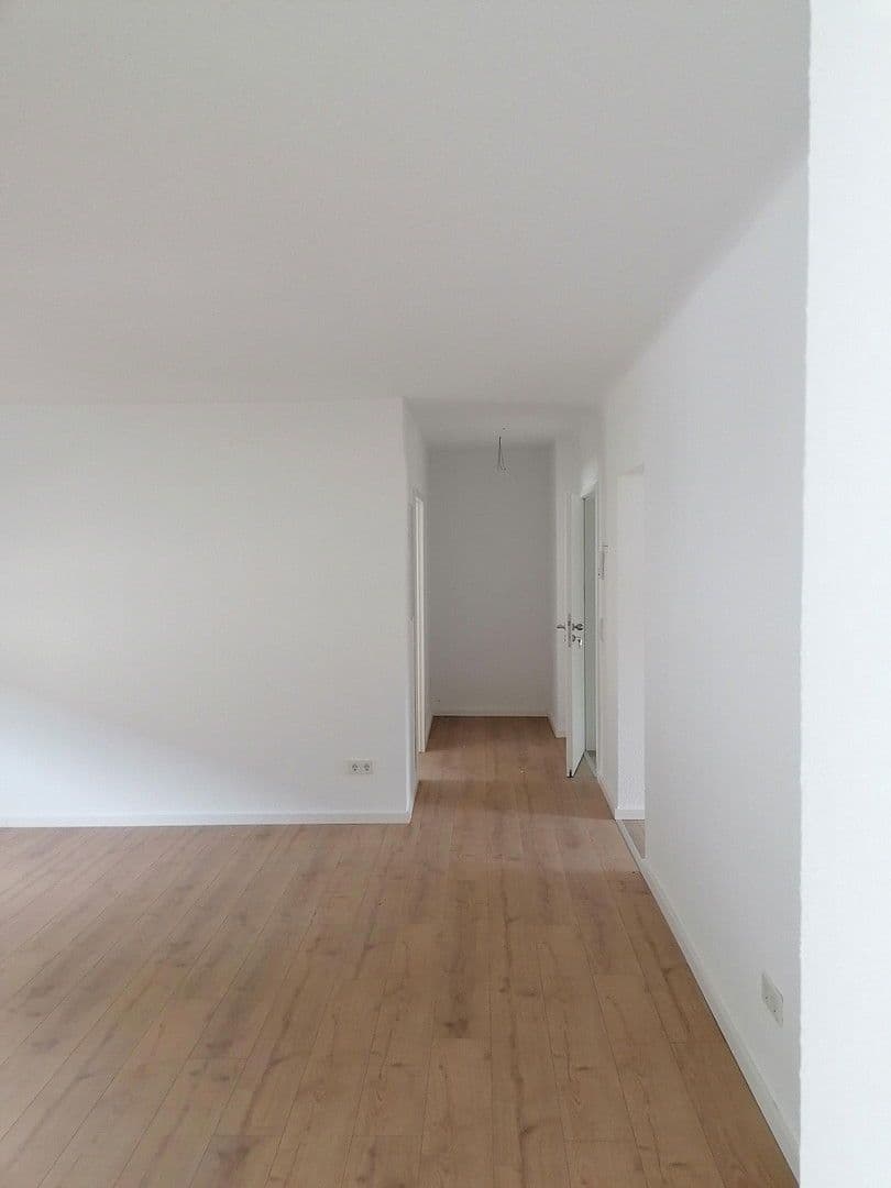 Pronájem bytu 4+1 130 m², Ludweilerstraße 20, Großrosseln, Země Sársko Pronájem bytu 4+1 130 m², Ludweilerstraße 20, Großrosseln, Země Sársko