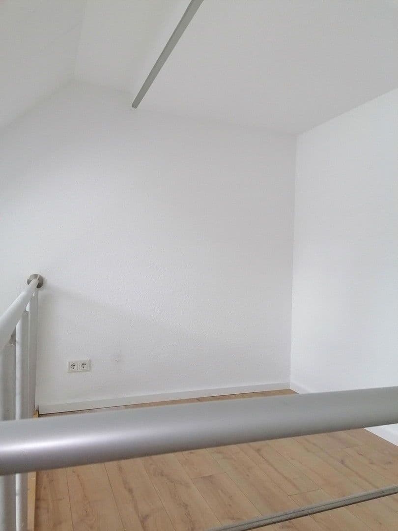 Pronájem bytu 4+1 130 m², Ludweilerstraße 20, Großrosseln, Země Sársko Pronájem bytu 4+1 130 m², Ludweilerstraße 20, Großrosseln, Země Sársko