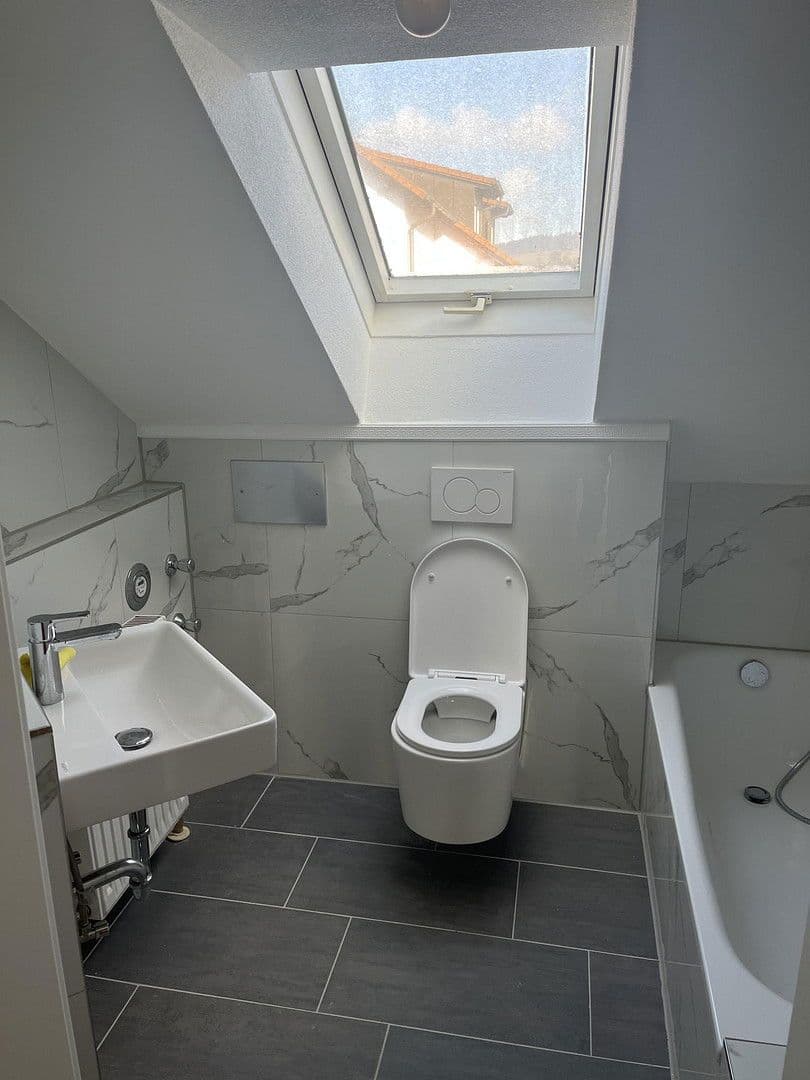 Prodej bytu 2+1 46 m², Kleiststraße 11, Oberstenfeld, Bádensko-Württembersko Prodej bytu 2+1 46 m², Kleiststraße 11, Oberstenfeld, Bádensko-Württembersko