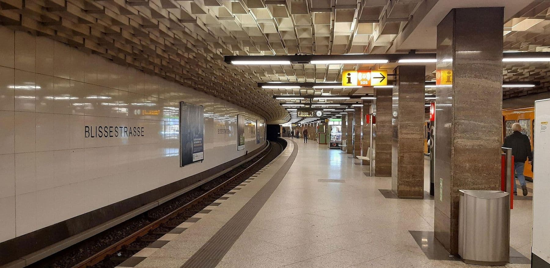 Prodej bytu 2+1 61 m², Ermslebener Weg 4, Berlin, Berlín Prodej bytu 2+1 61 m², Ermslebener Weg 4, Berlin, Berlín