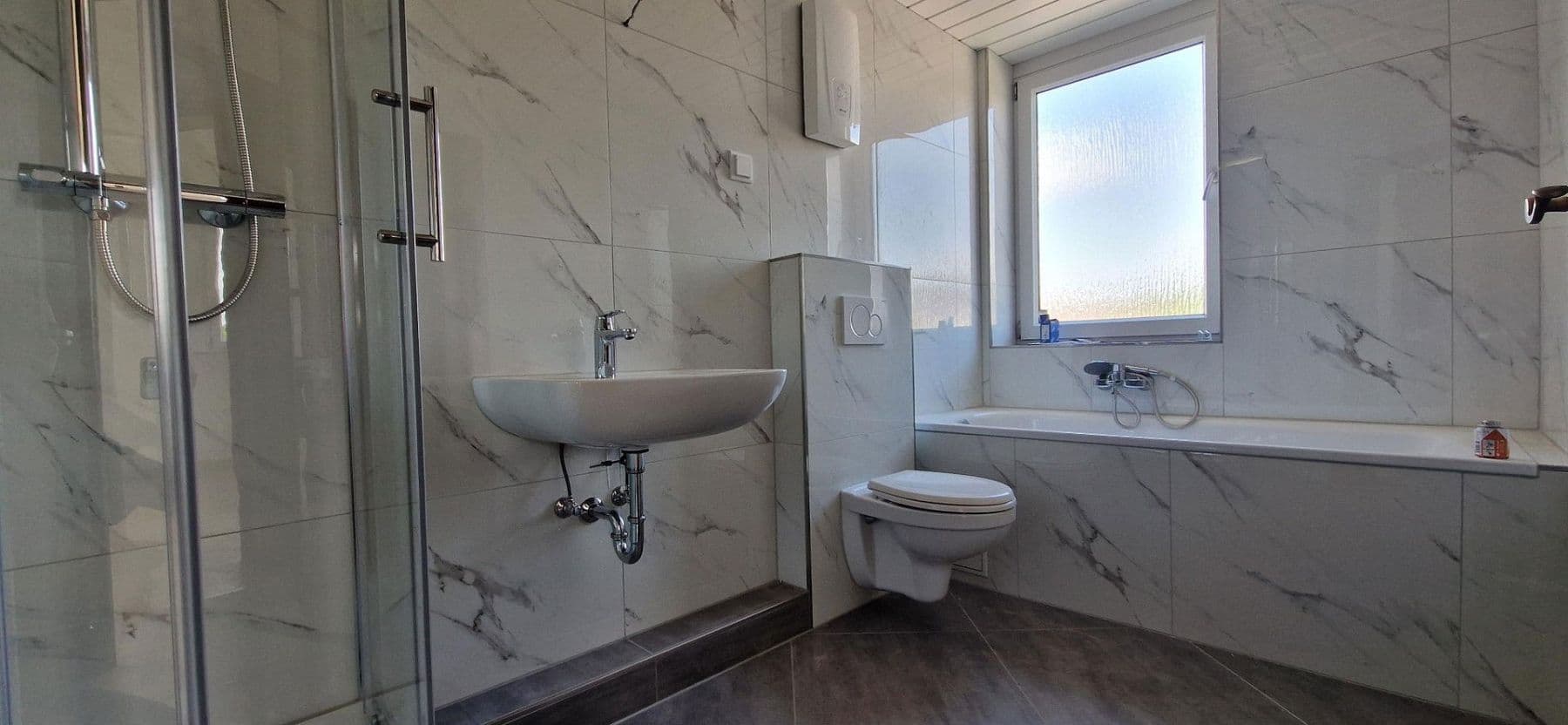 Pronájem bytu 3+kk 95 m², Duisburg, Severní Porýní-Vestfálsko Pronájem bytu 3+kk 95 m², Duisburg, Severní Porýní-Vestfálsko