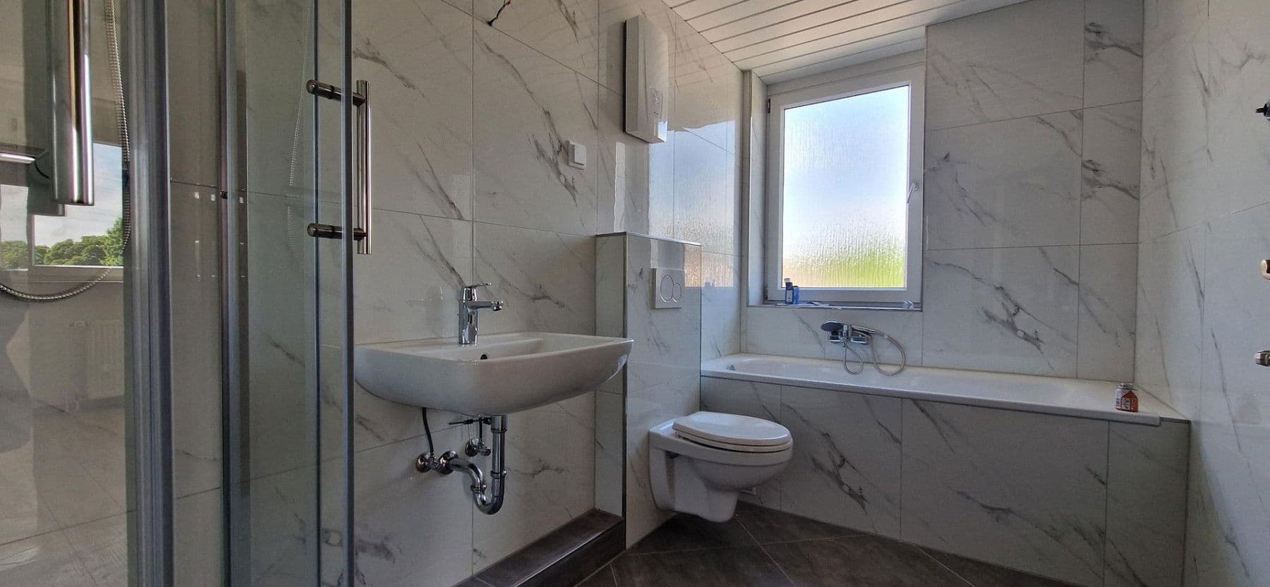 Pronájem bytu 3+kk 95 m², Duisburg, Severní Porýní-Vestfálsko Pronájem bytu 3+kk 95 m², Duisburg, Severní Porýní-Vestfálsko