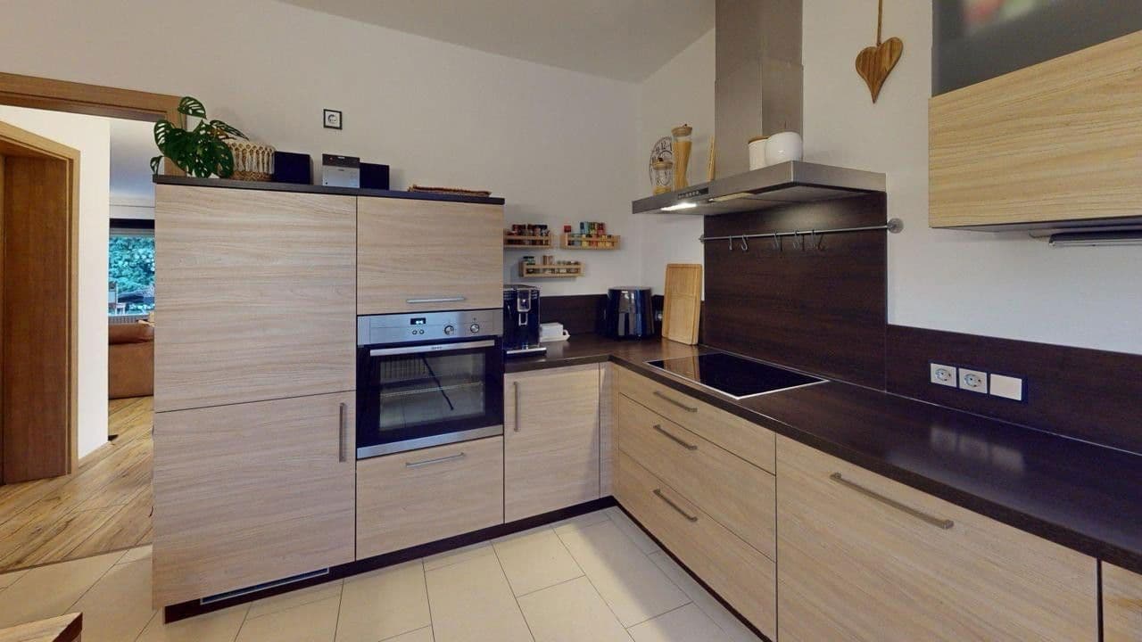 Prodej domu 155 m², pozemek 843 m², Cáchy, Severní Porýní-Vestfálsko Prodej domu 155 m², pozemek 843 m², Cáchy, Severní Porýní-Vestfálsko