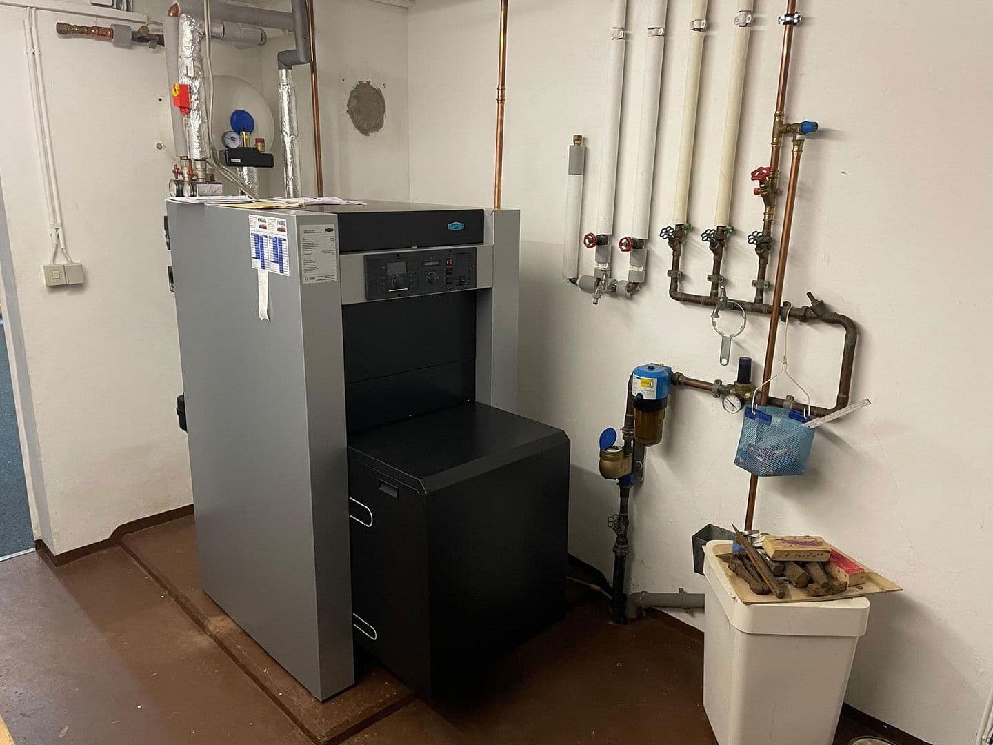 Prodej domu 150 m², pozemek 830 m², Neunkirchen, Severní Porýní-Vestfálsko Prodej domu 150 m², pozemek 830 m², Neunkirchen, Severní Porýní-Vestfálsko