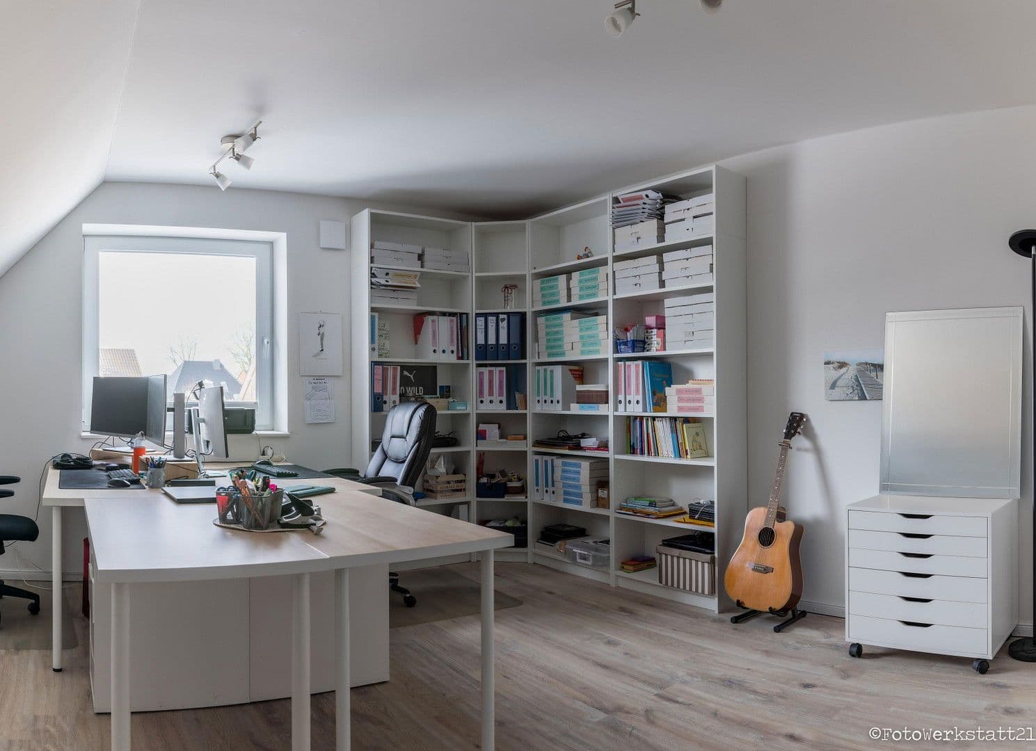 Prodej domu 180 m², pozemek 623 m², Hemdingen, Šlesvicko-Holštýnsko Prodej domu 180 m², pozemek 623 m², Hemdingen, Šlesvicko-Holštýnsko