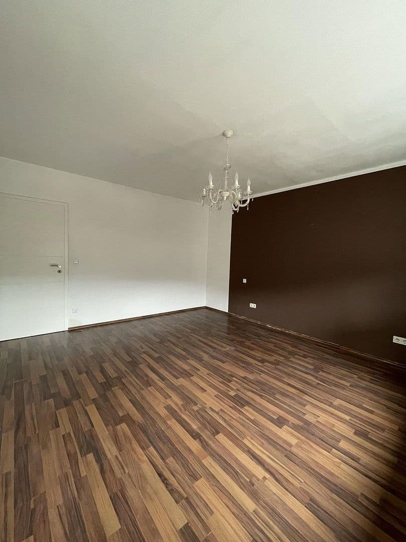 Pronájem bytu 4+1 120 m², Laufach, Bavorsko Pronájem bytu 4+1 120 m², Laufach, Bavorsko