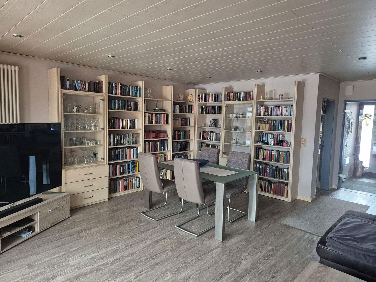 Prodej domu 131 m², pozemek 230 m², Stade, Dolní Sasko Prodej domu 131 m², pozemek 230 m², Stade, Dolní Sasko