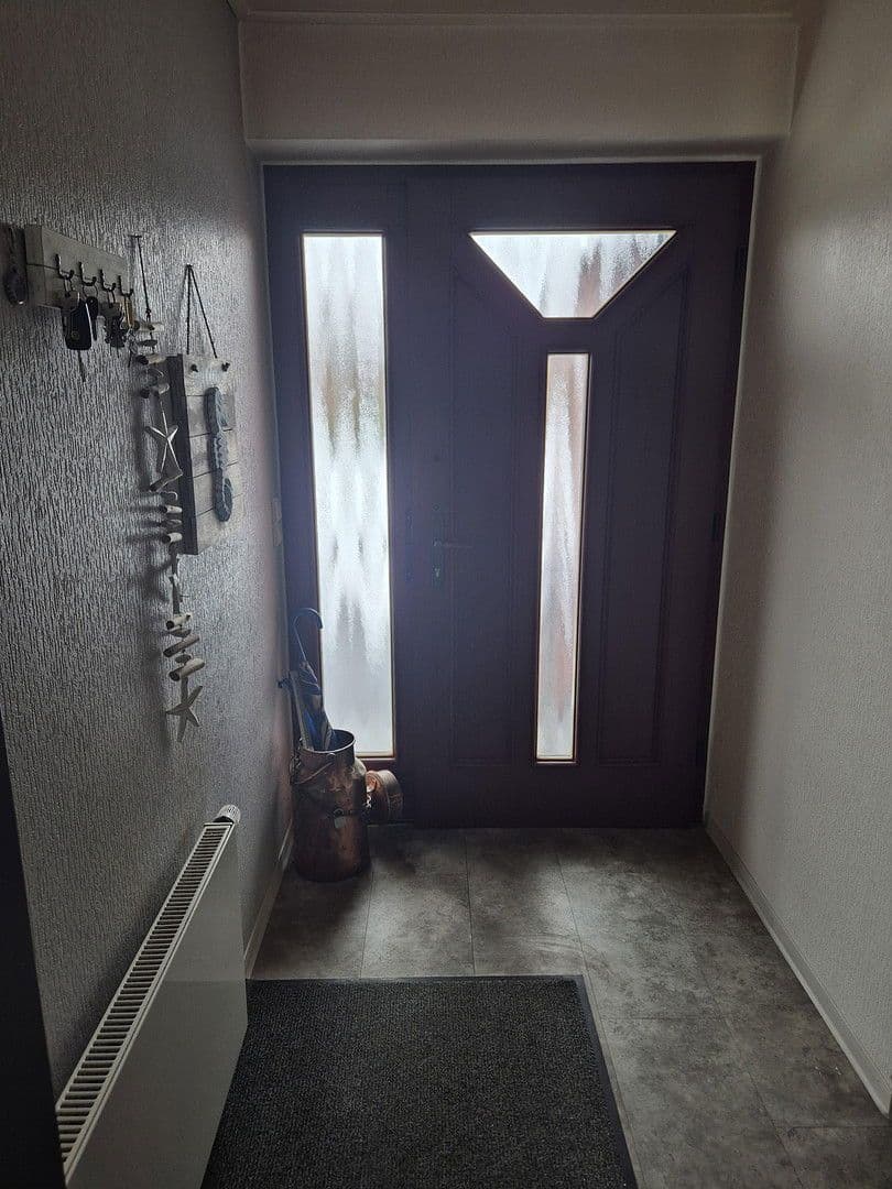 Prodej domu 131 m², pozemek 230 m², Stade, Dolní Sasko Prodej domu 131 m², pozemek 230 m², Stade, Dolní Sasko