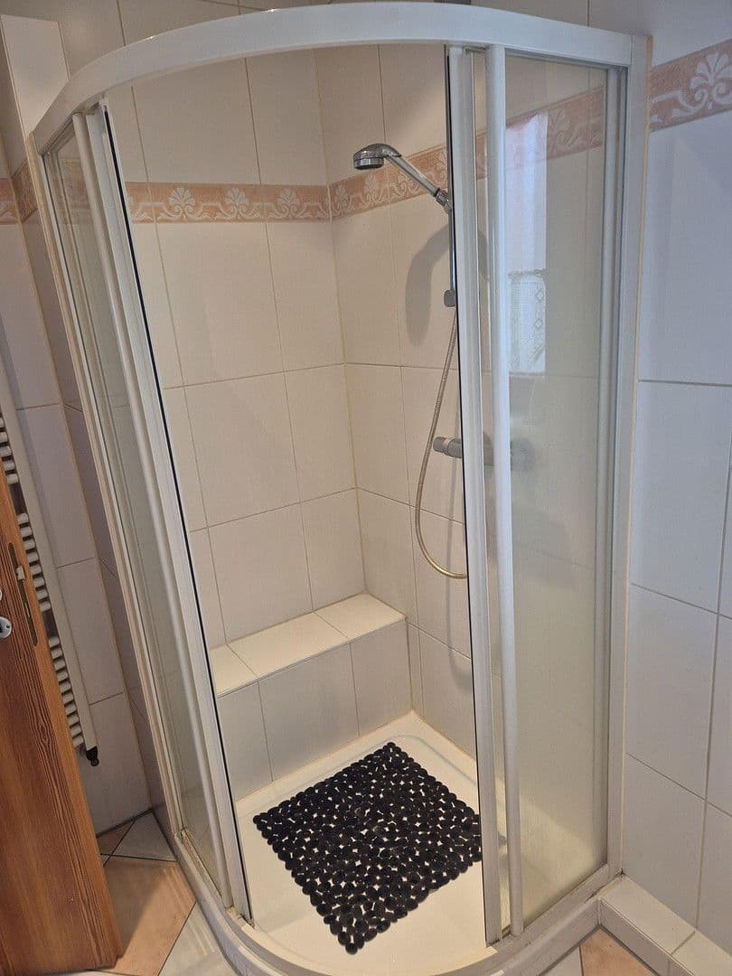 Prodej domu 131 m², pozemek 230 m², Stade, Dolní Sasko Prodej domu 131 m², pozemek 230 m², Stade, Dolní Sasko