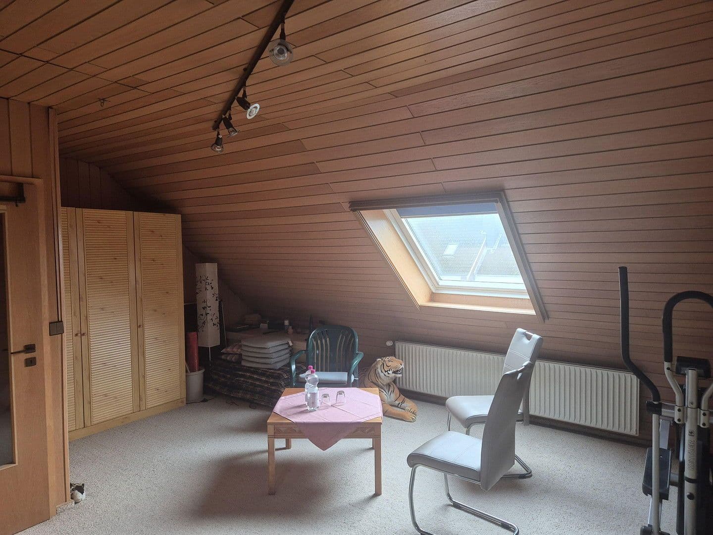 Prodej domu 131 m², pozemek 230 m², Stade, Dolní Sasko Prodej domu 131 m², pozemek 230 m², Stade, Dolní Sasko