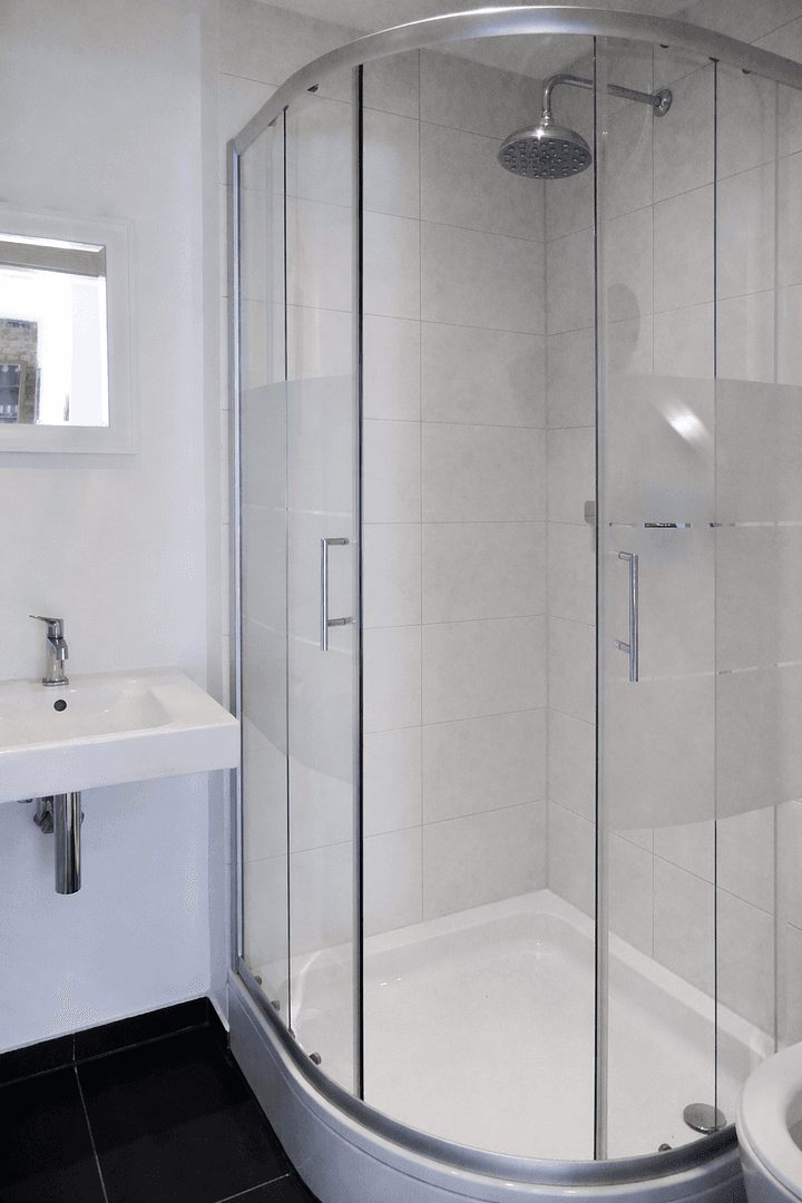 Prodej bytu 4+1 150 m², Berlin, Berlín Prodej bytu 4+1 150 m², Berlin, Berlín