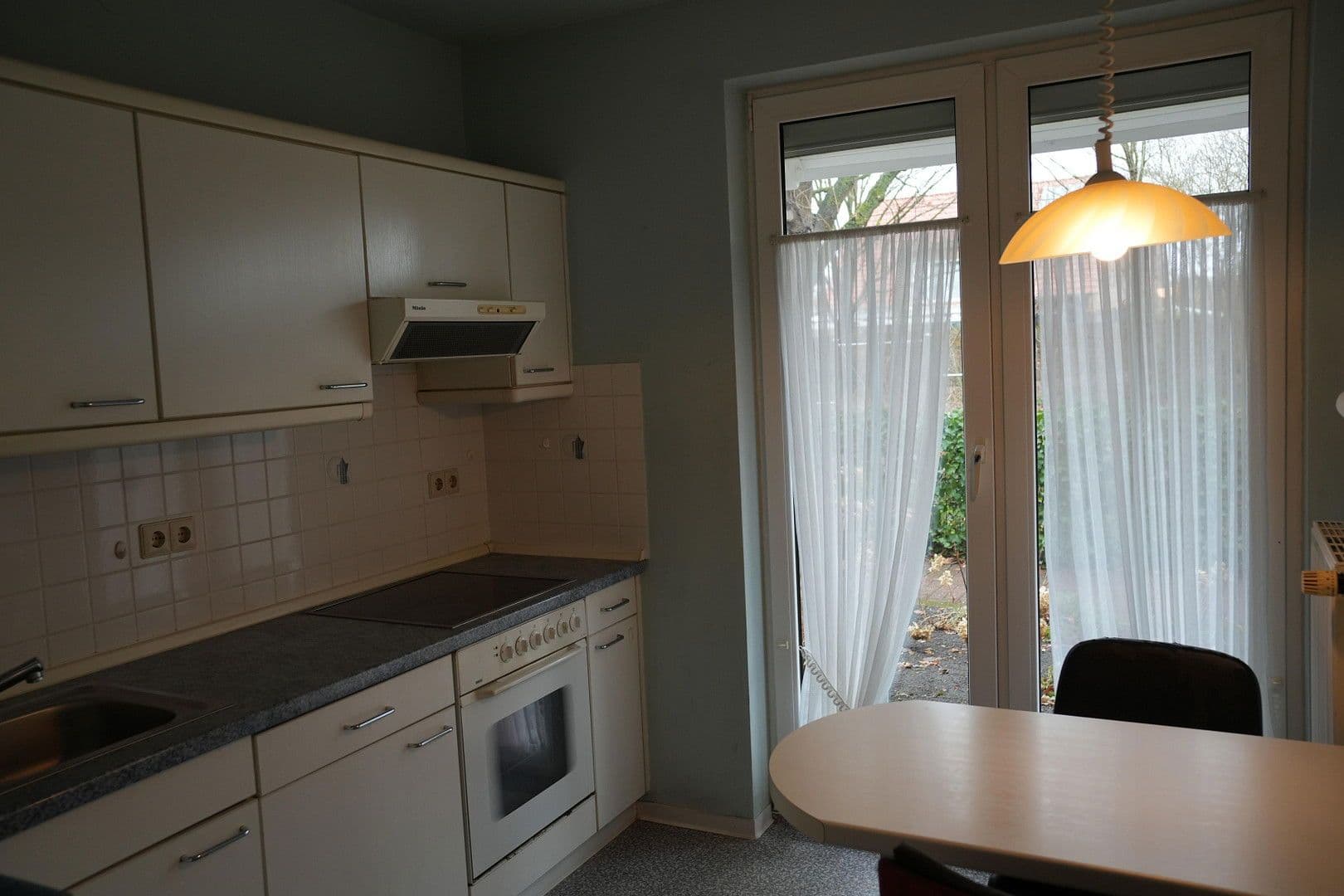 Prodej domu 115 m², pozemek 150 m², Friedrich-Engels-Straße, Bremen, Bremen Prodej domu 115 m², pozemek 150 m², Friedrich-Engels-Straße, Bremen, Bremen