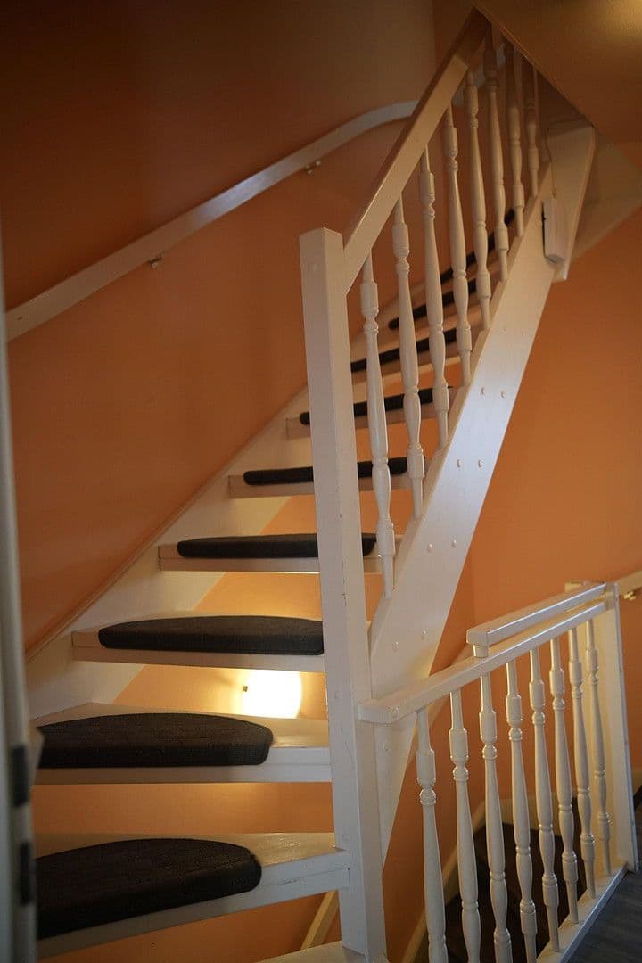 Prodej domu 115 m², pozemek 150 m², Friedrich-Engels-Straße, Bremen, Bremen Prodej domu 115 m², pozemek 150 m², Friedrich-Engels-Straße, Bremen, Bremen