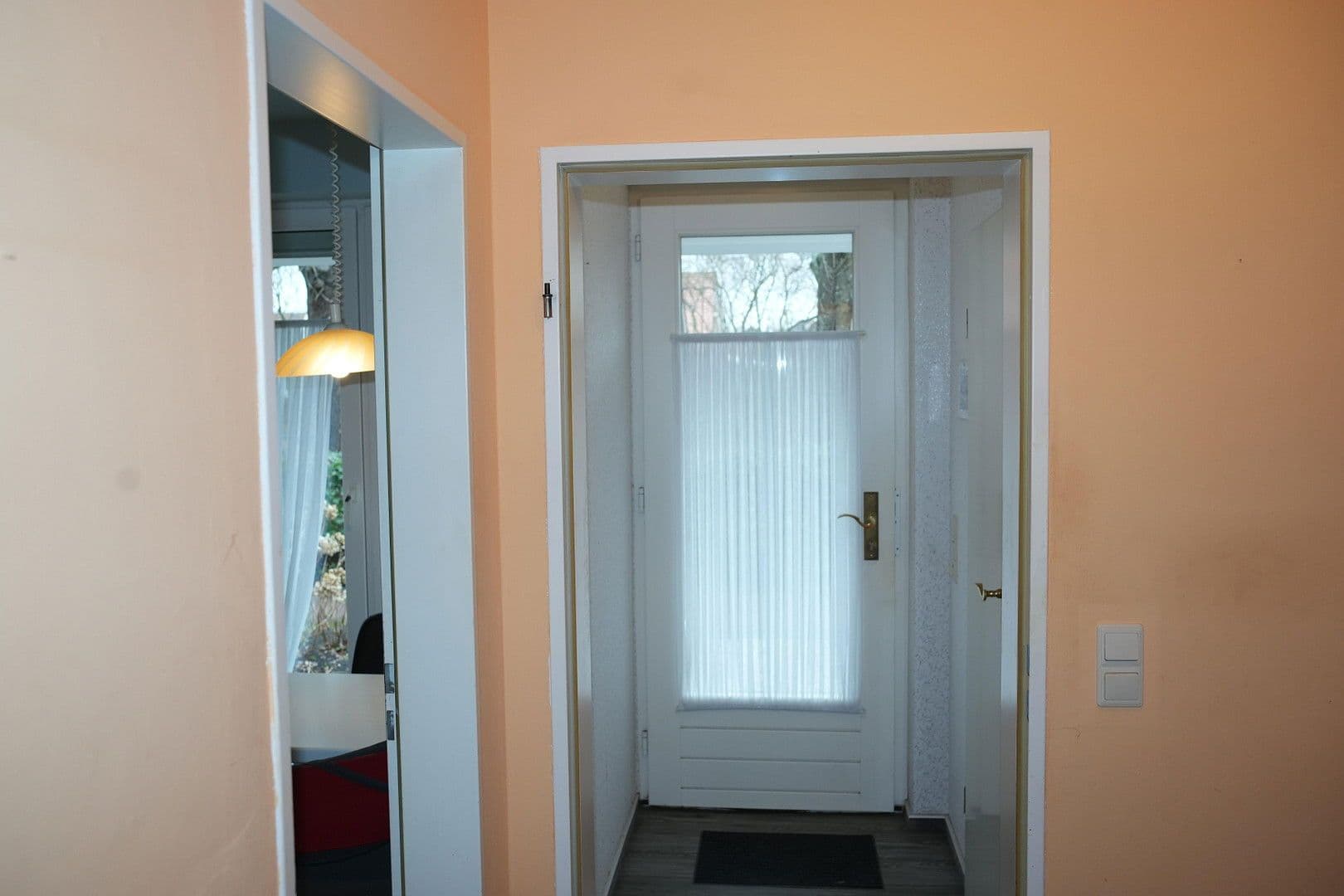 Prodej domu 115 m², pozemek 150 m², Friedrich-Engels-Straße, Bremen, Bremen Prodej domu 115 m², pozemek 150 m², Friedrich-Engels-Straße, Bremen, Bremen