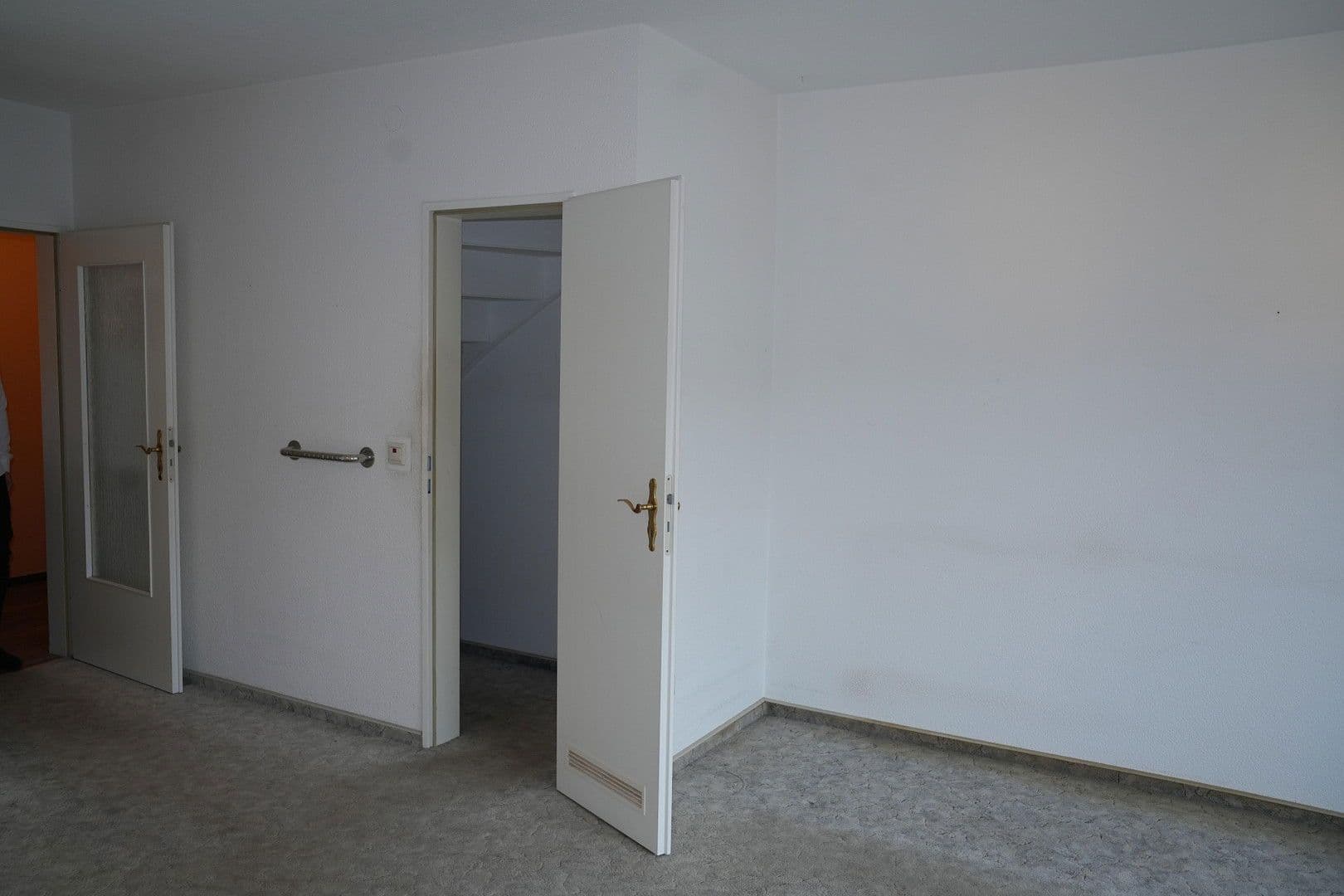 Prodej domu 115 m², pozemek 150 m², Friedrich-Engels-Straße, Bremen, Bremen Prodej domu 115 m², pozemek 150 m², Friedrich-Engels-Straße, Bremen, Bremen