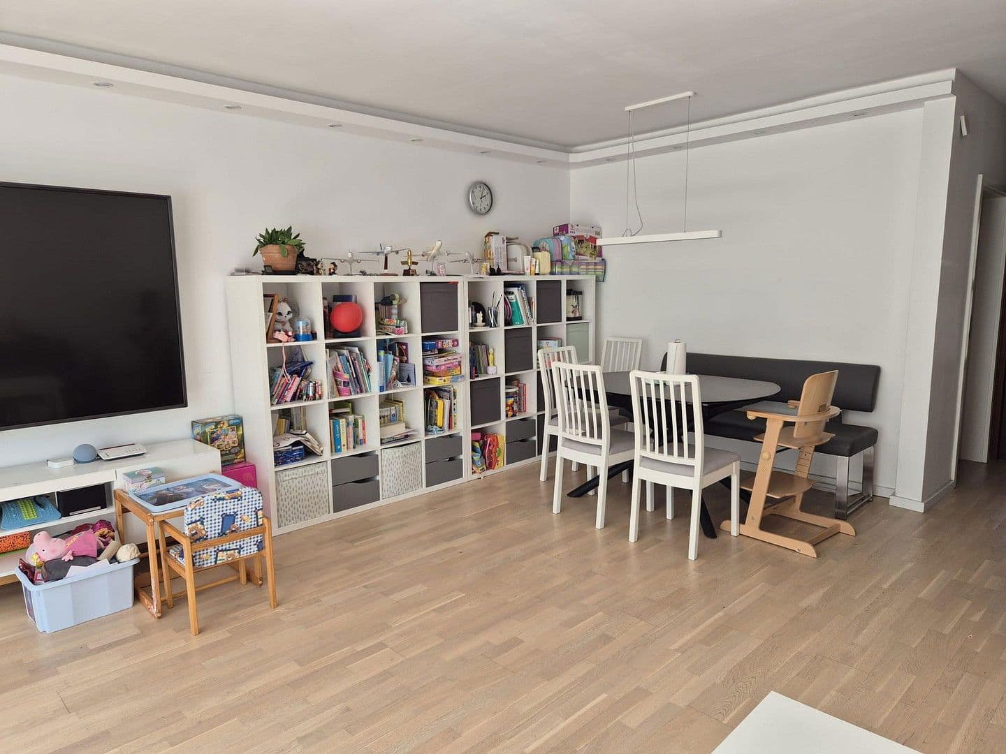 Pronájem domu 114 m², pozemek 160 m², Hans-Scharoun-Weg 7c, Norderstedt, Šlesvicko-Holštýnsko Pronájem domu 114 m², pozemek 160 m², Hans-Scharoun-Weg 7c, Norderstedt, Šlesvicko-Holštýnsko