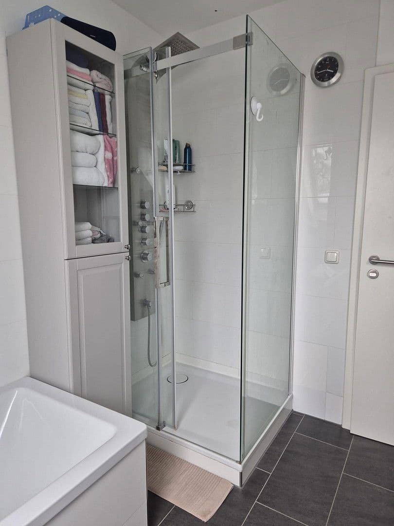 Pronájem domu 114 m², pozemek 160 m², Hans-Scharoun-Weg 7c, Norderstedt, Šlesvicko-Holštýnsko Pronájem domu 114 m², pozemek 160 m², Hans-Scharoun-Weg 7c, Norderstedt, Šlesvicko-Holštýnsko