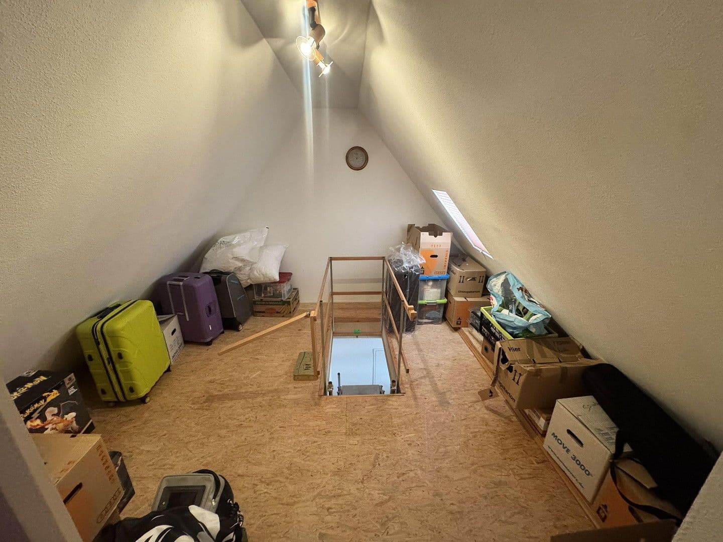 Prodej domu 131 m², pozemek 672 m², Neukirchen bei Sulzbach-Rosenberg, Bavorsko Prodej domu 131 m², pozemek 672 m², Neukirchen bei Sulzbach-Rosenberg, Bavorsko