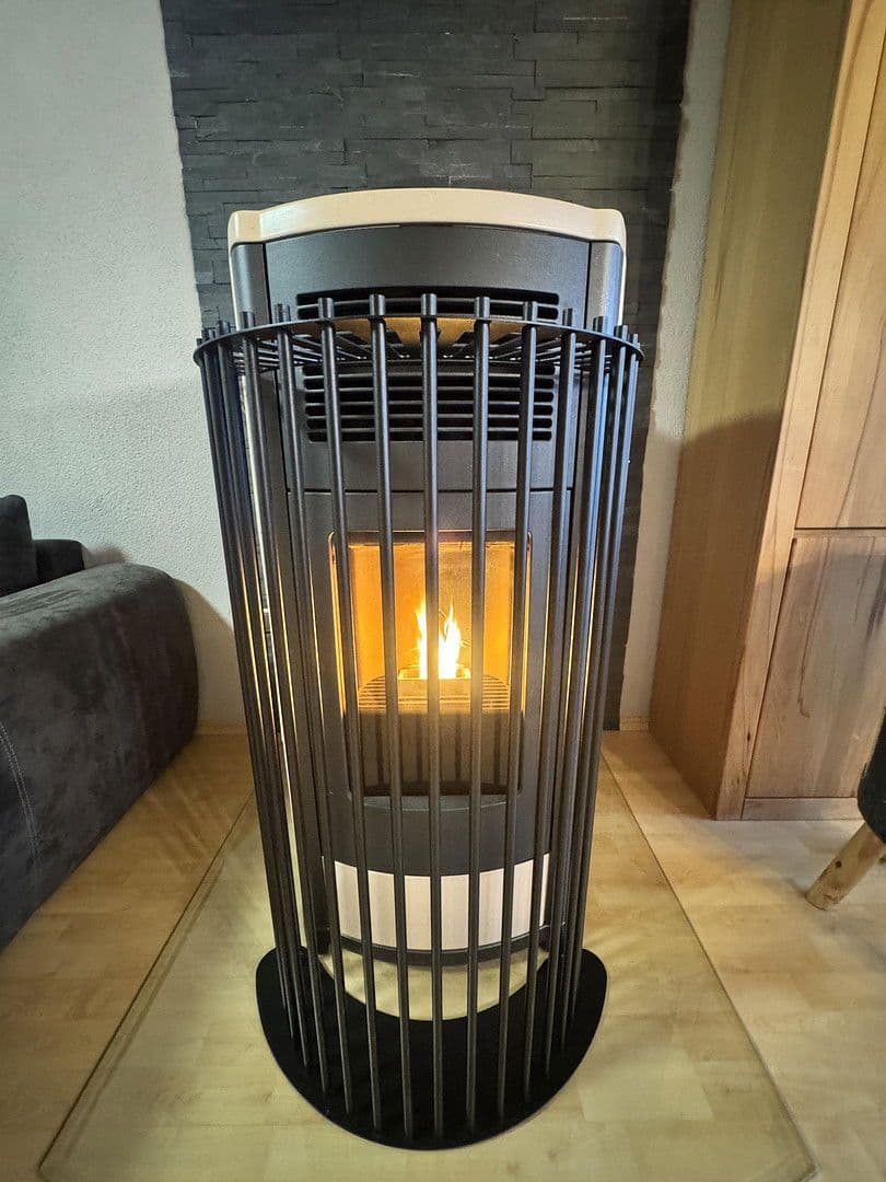 Prodej domu 131 m², pozemek 672 m², Neukirchen bei Sulzbach-Rosenberg, Bavorsko Prodej domu 131 m², pozemek 672 m², Neukirchen bei Sulzbach-Rosenberg, Bavorsko