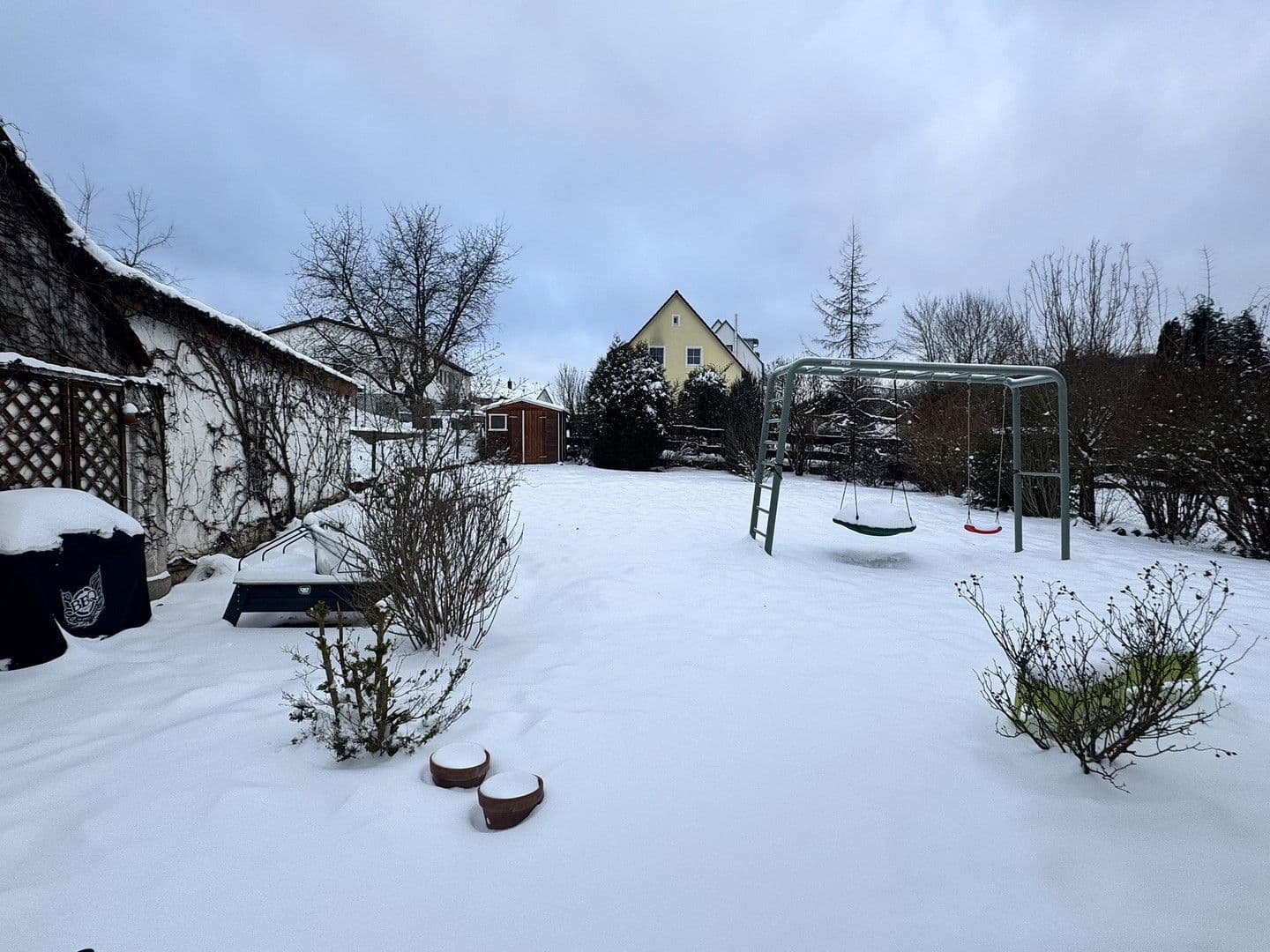 Prodej domu 131 m², pozemek 672 m², Neukirchen bei Sulzbach-Rosenberg, Bavorsko Prodej domu 131 m², pozemek 672 m², Neukirchen bei Sulzbach-Rosenberg, Bavorsko