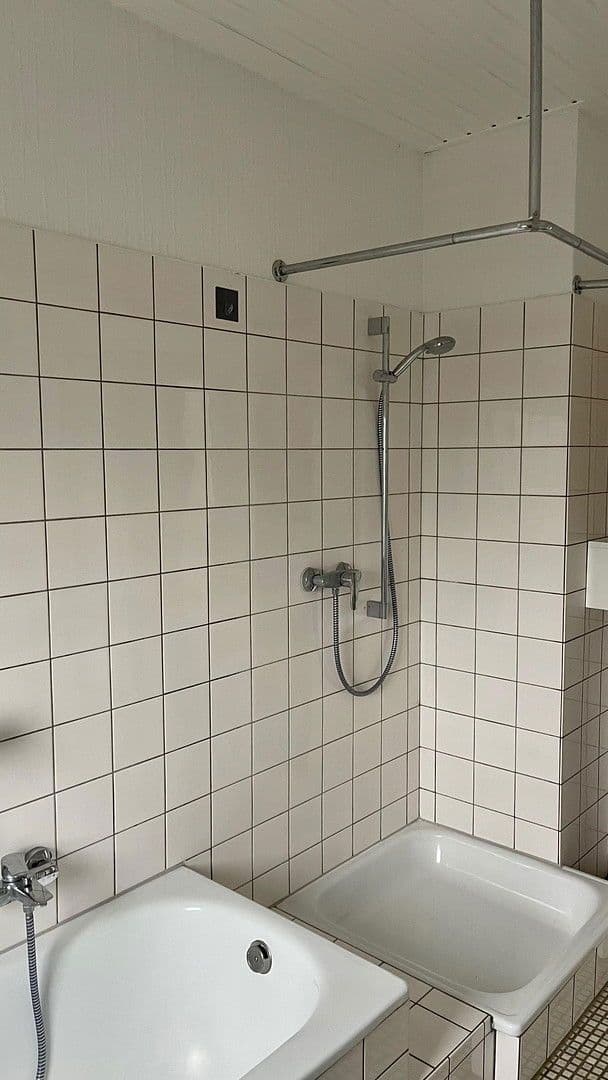 Pronájem bytu 3+1 77 m², Hubertusweg 3, Paderborn, Severní Porýní-Vestfálsko Pronájem bytu 3+1 77 m², Hubertusweg 3, Paderborn, Severní Porýní-Vestfálsko