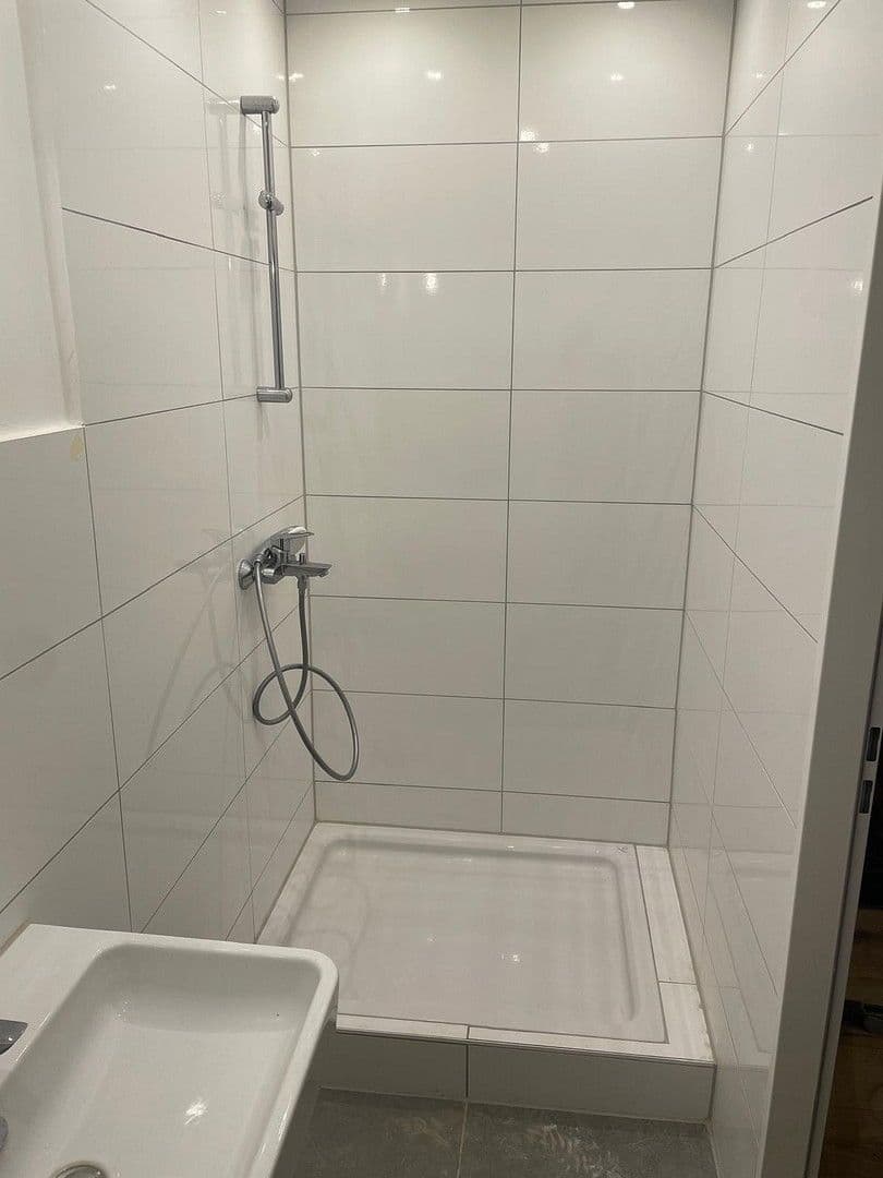 Prodej domu 184 m², pozemek 184 m², Schützenstraße 49a, Lübeck, Šlesvicko-Holštýnsko Prodej domu 184 m², pozemek 184 m², Schützenstraße 49a, Lübeck, Šlesvicko-Holštýnsko