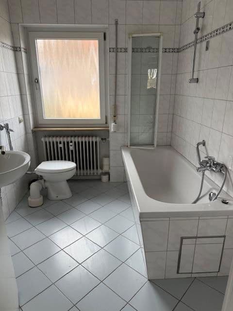 Pronájem bytu 3+1 85 m², Leinburg, Bavorsko Pronájem bytu 3+1 85 m², Leinburg, Bavorsko