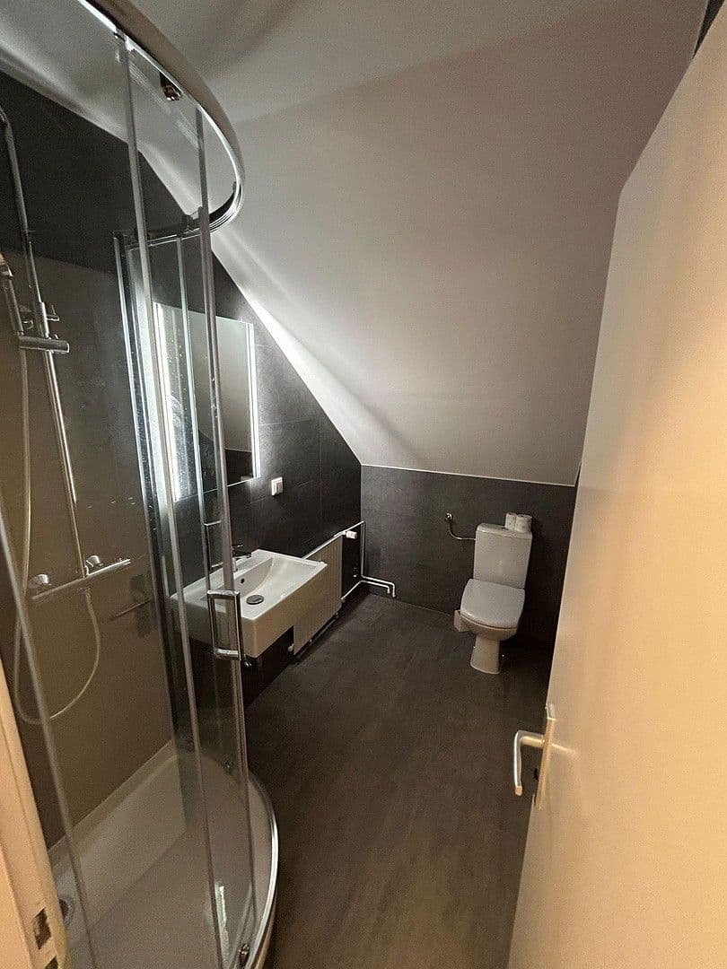 Pronájem bytu 3+1 73 m², Steinheimer Straße 217, Horn-Bad Meinberg, Severní Porýní-Vestfálsko Pronájem bytu 3+1 73 m², Steinheimer Straße 217, Horn-Bad Meinberg, Severní Porýní-Vestfálsko