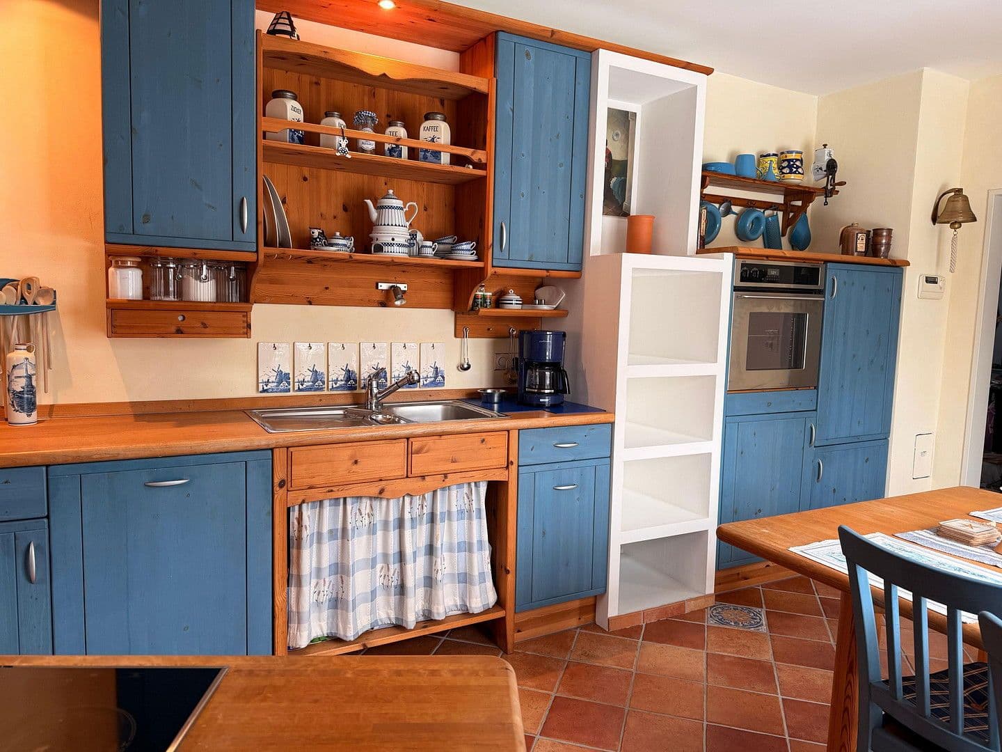 Prodej domu 120 m², pozemek 650 m², Ant Hellinghus 11, Krummhörn, Dolní Sasko Prodej domu 120 m², pozemek 650 m², Ant Hellinghus 11, Krummhörn, Dolní Sasko