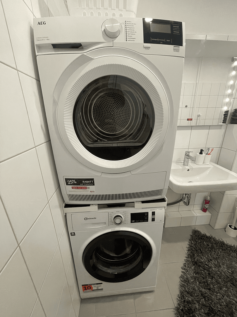 Pronájem bytu 5+1 120 m², Hamburg, Hamburg Pronájem bytu 5+1 120 m², Hamburg, Hamburg