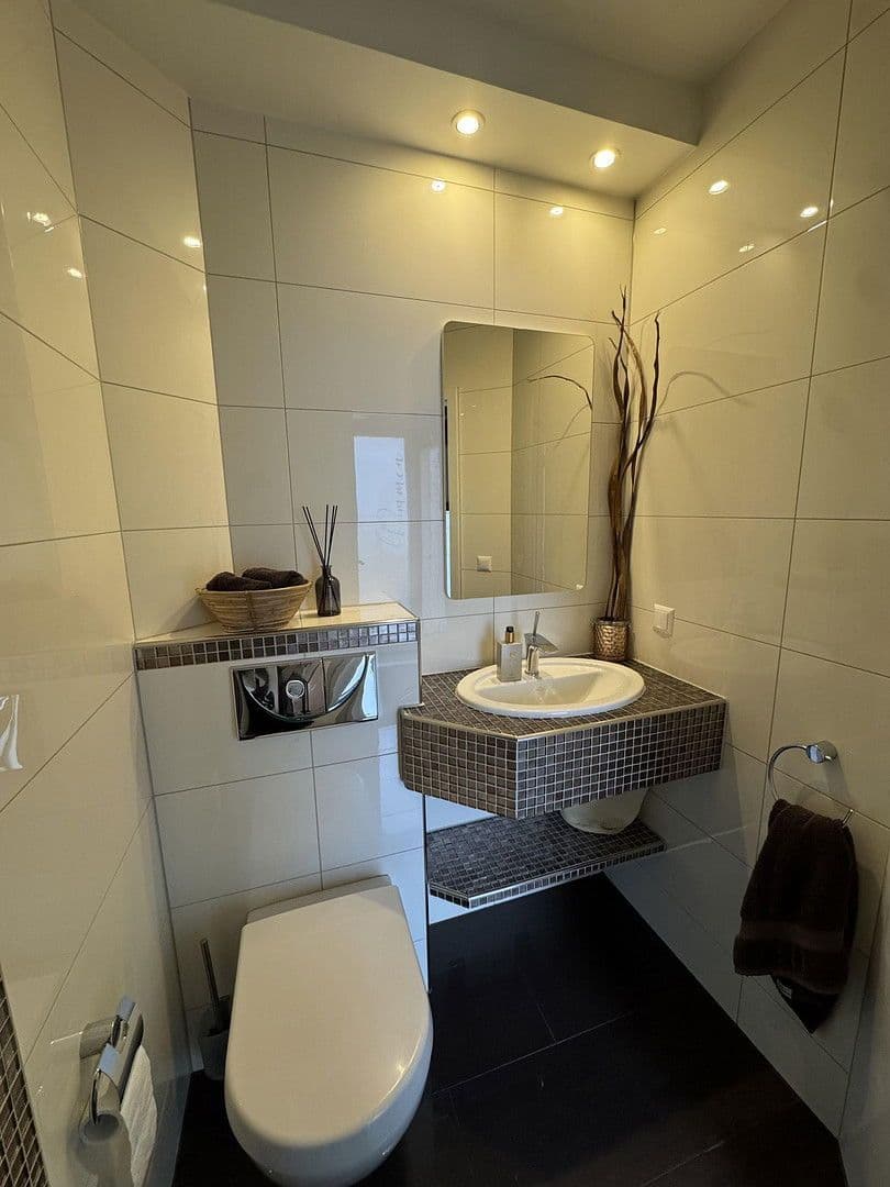 Prodej domu 141 m², pozemek 256 m², Worms-Herrnsheim, Porýní-Falc Prodej domu 141 m², pozemek 256 m², Worms-Herrnsheim, Porýní-Falc